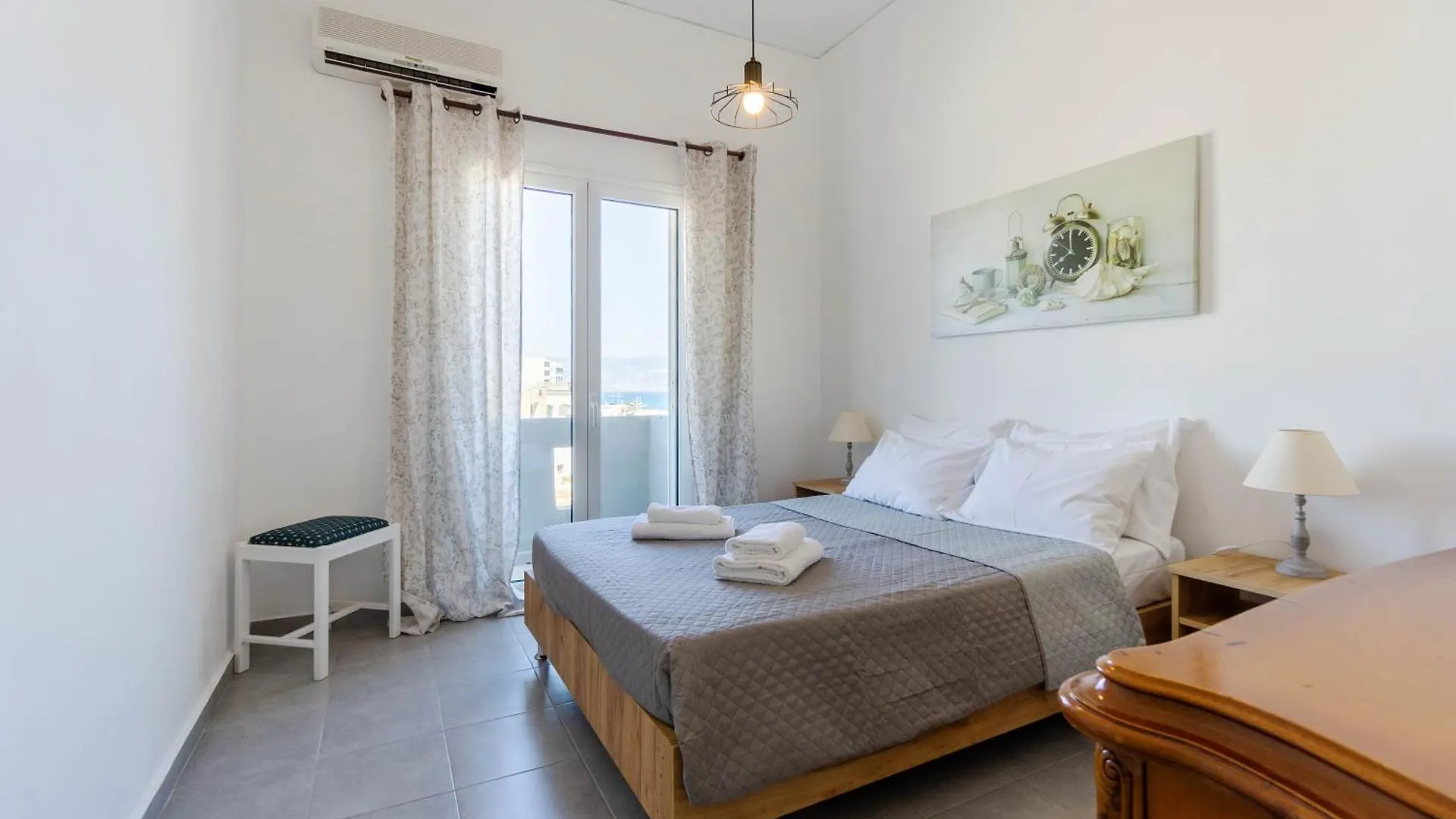 Spacious Cozy Seaview Apartment In Heraklion